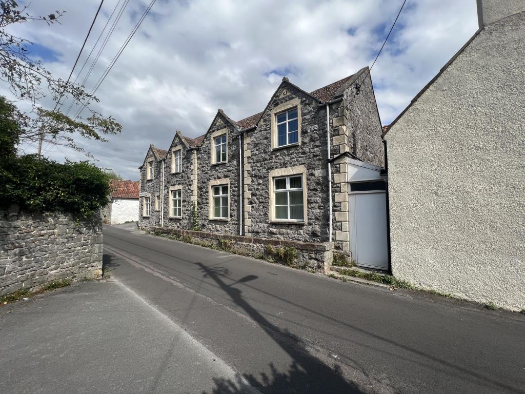 Lot: 64 - TRIPLE ELEMENT DEVELOPMENT OPPORTUNITY PLUS INVESTMENT -